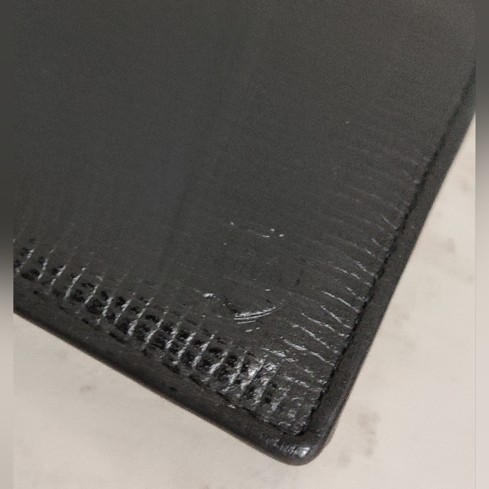 Massimo Dutti Bifold wallet in EUC - Picture 12 of 13